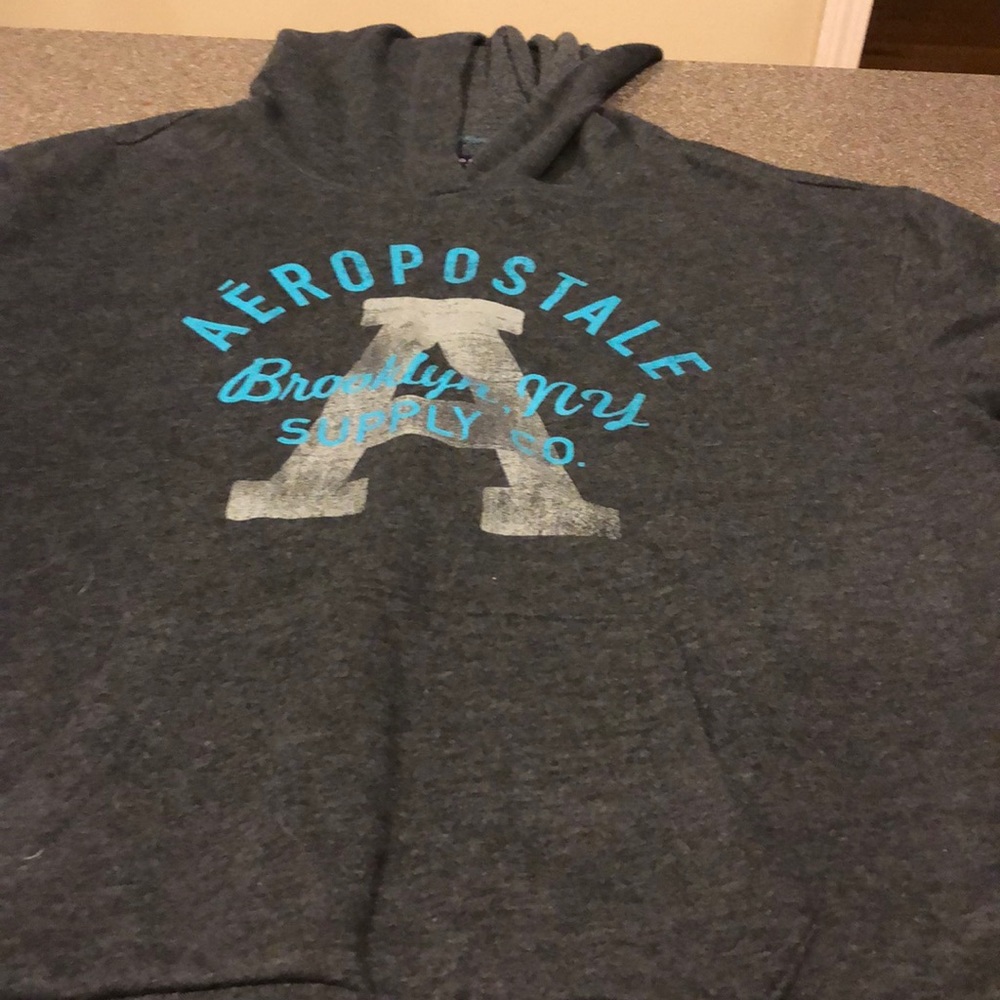 Excellent Condi Kid Size Medium Gray Sweatshirt